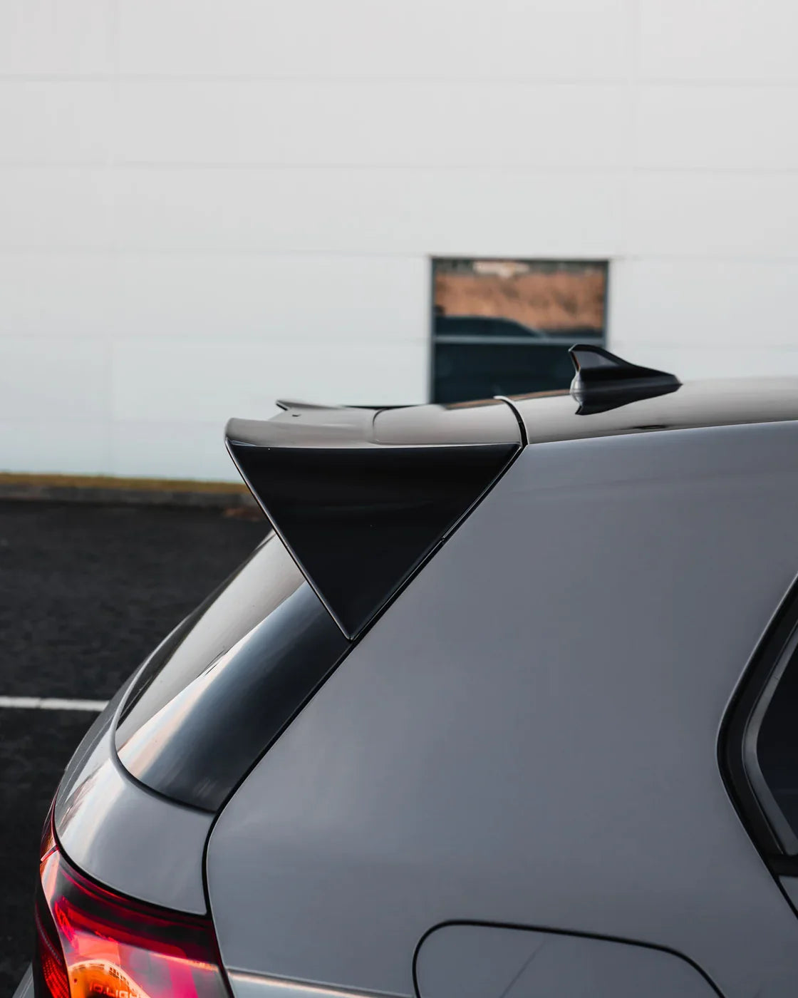 Zaero Design EVO-1 Rear Spoiler - VW GTI/Golf R 2.0T (Mk8+)